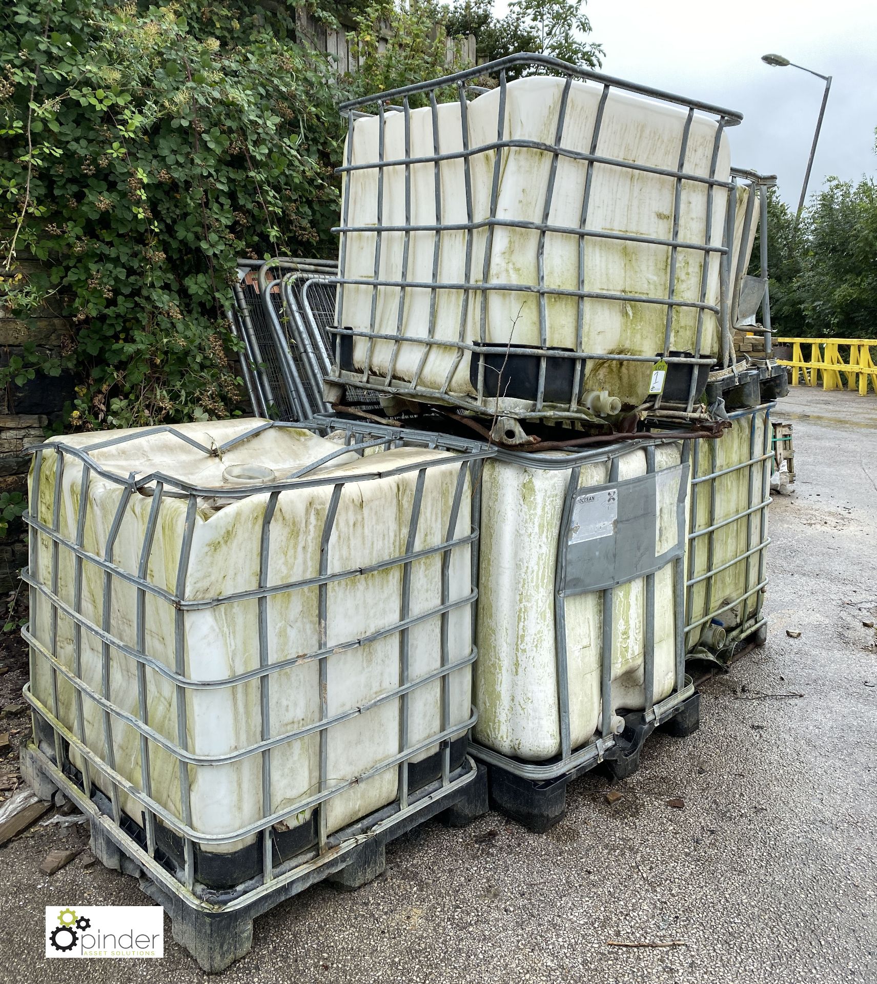 5 IBCs (LOCATION: Station Lane) - Image 2 of 3