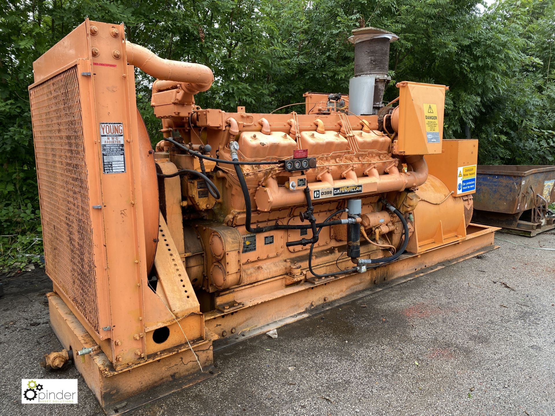 Caterpillar D398 Tamper Synchronous Generator - KVA 575, KW 460, RPM 1000, Volts 460, Amps 722, Code - Image 2 of 11