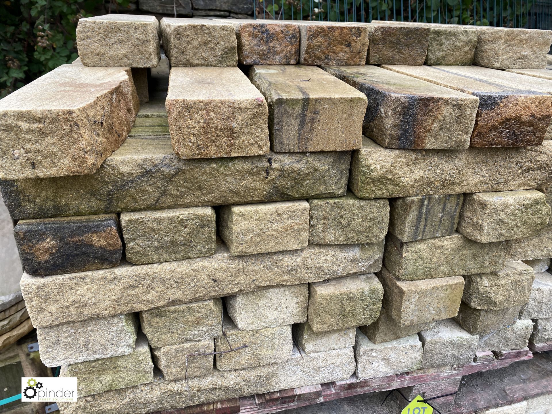 Stone Walling to 2 pallets, approx.10m² (LOCATION: Station Lane) - Image 4 of 4