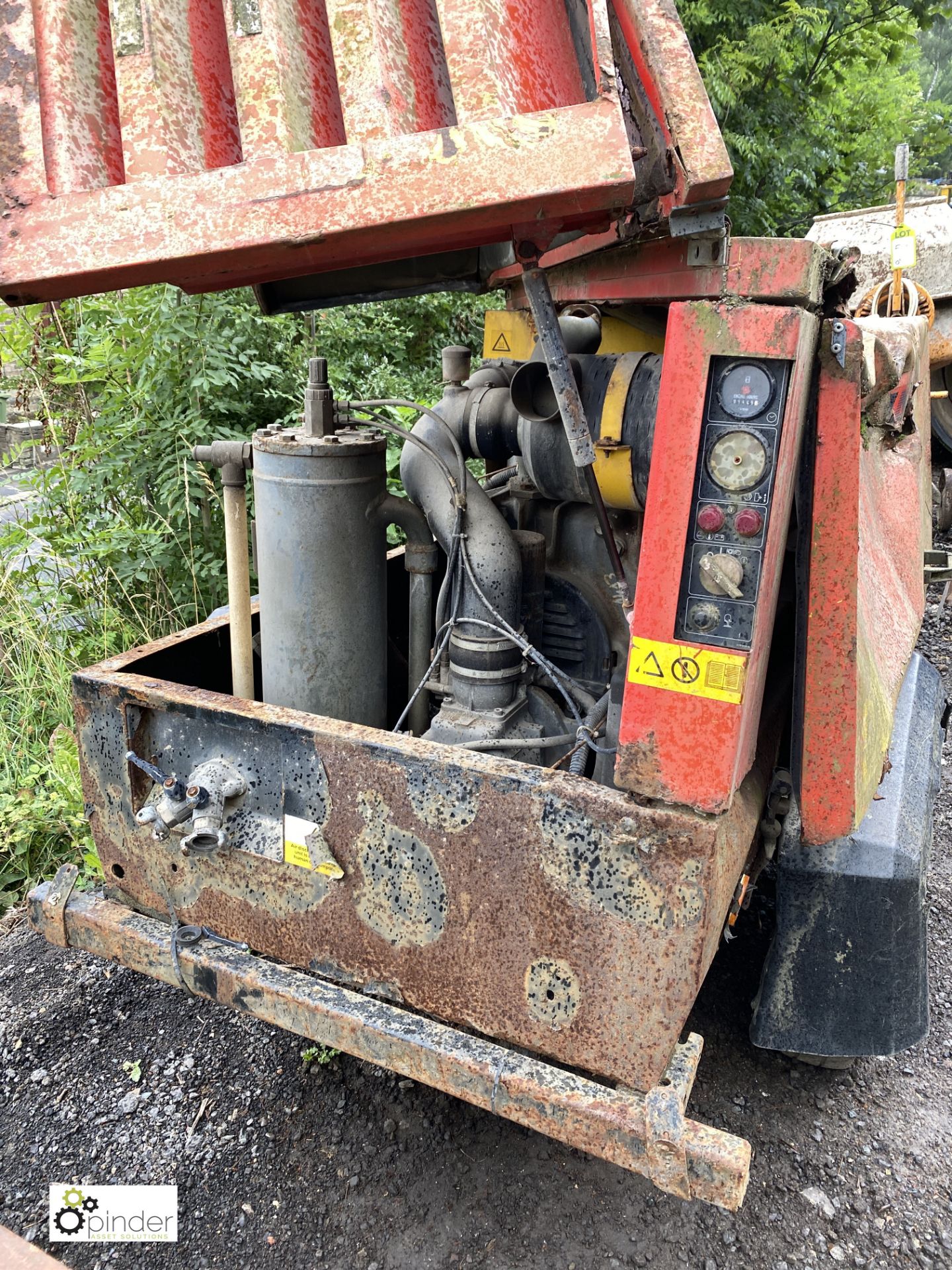 Atlas Copco XAS46 towable single axle Compressor, 7bar, 2600rpm, 20kw, year 1997, subject to wall - Image 2 of 6