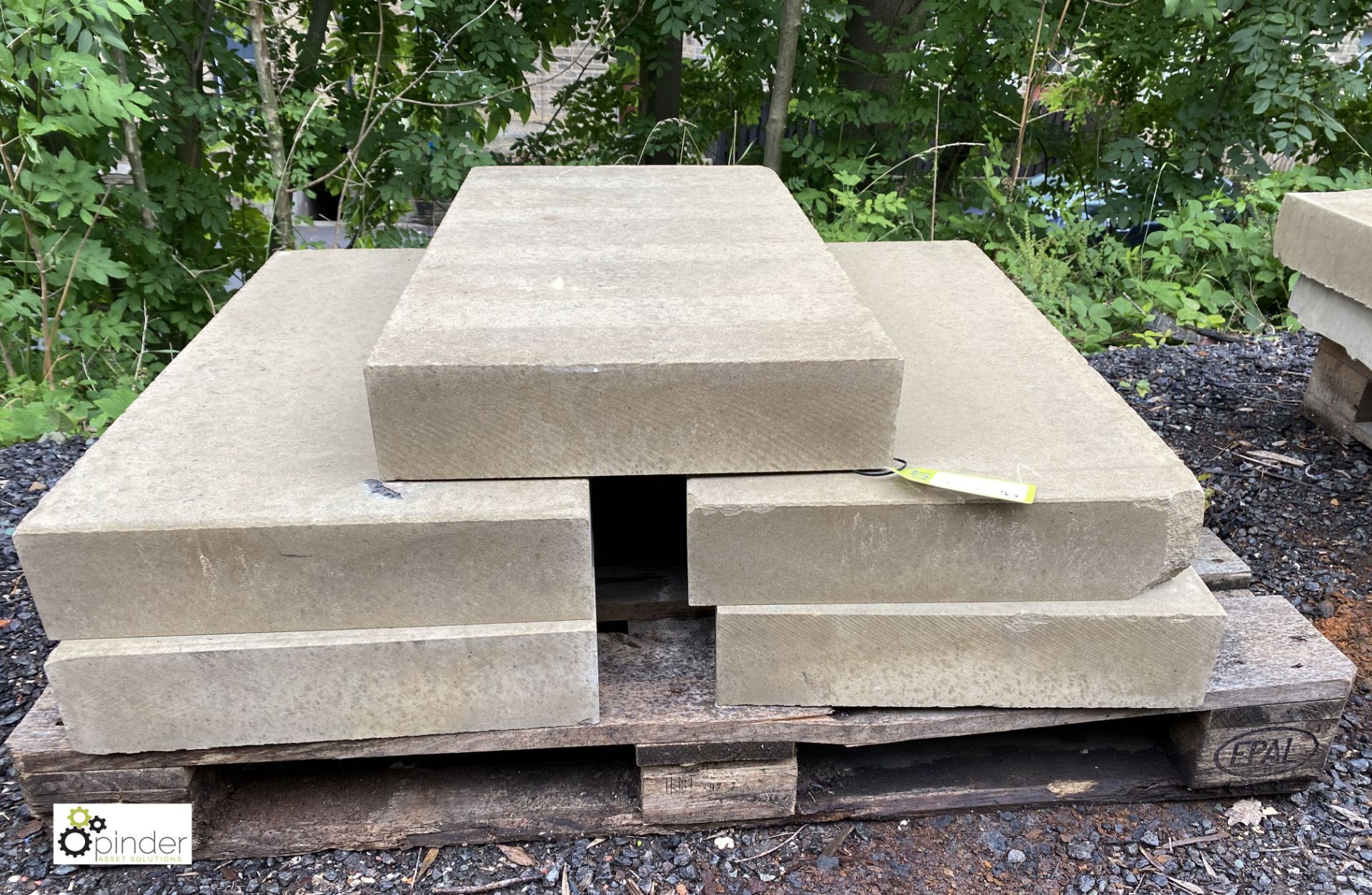 5 Yorkshire stone Quoin Slabs, approx. 800mm x 430mm x 105mm, to pallet (LOCATION: Woodhead Road) - Image 3 of 3