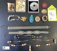 Quantity various Costume Jewellery, Brooches, Necklaces and Bracelets
