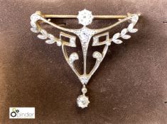 Gold and diamond Art Nouveau Brooch, approx. 7g