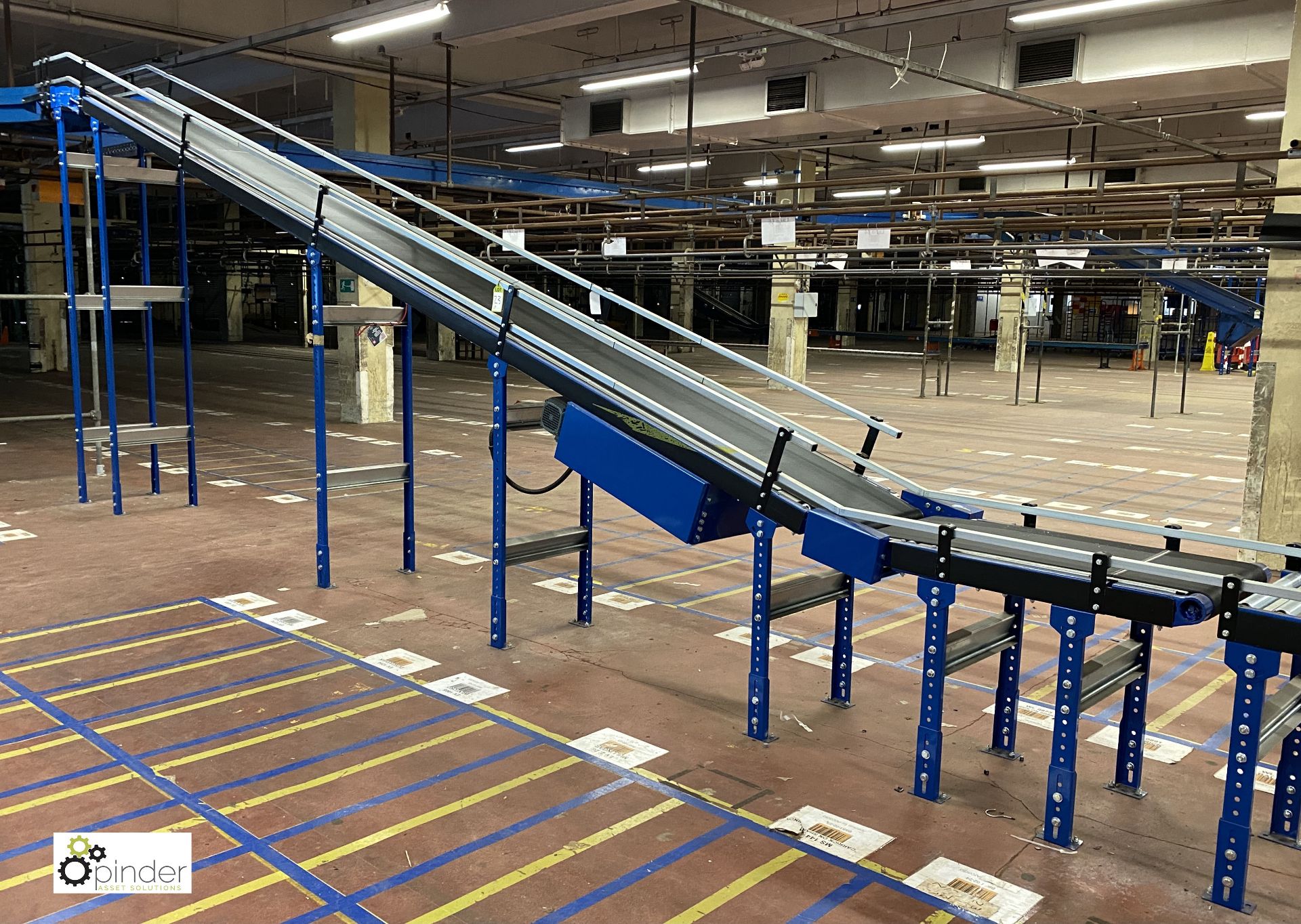 Powered inclined Belt Conveyor, 7.7m long, 2.7m high, 450mm belt width, recently installed (on