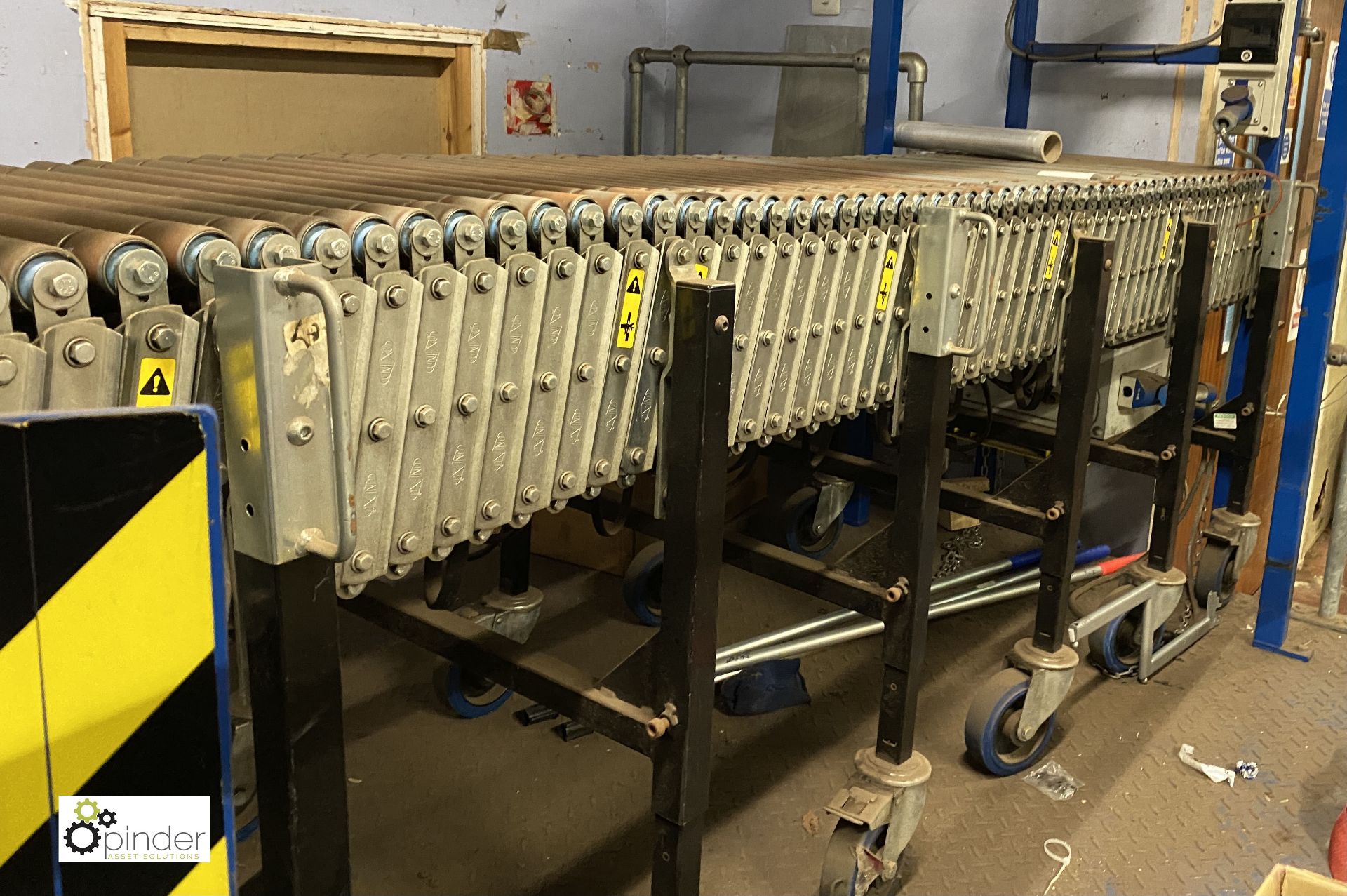 Uni-Xo powered extending mobile Roller Conveyor, 4.5m closed length, 615mm roller width (on ground - Image 7 of 7