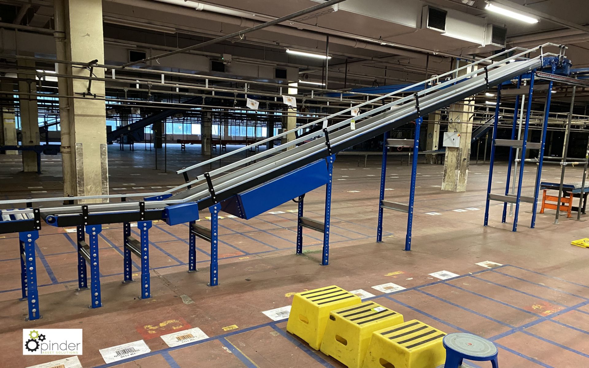 Powered inclined Belt Conveyor, 7.7m long, 2.7m high, 450mm belt width, recently installed (on