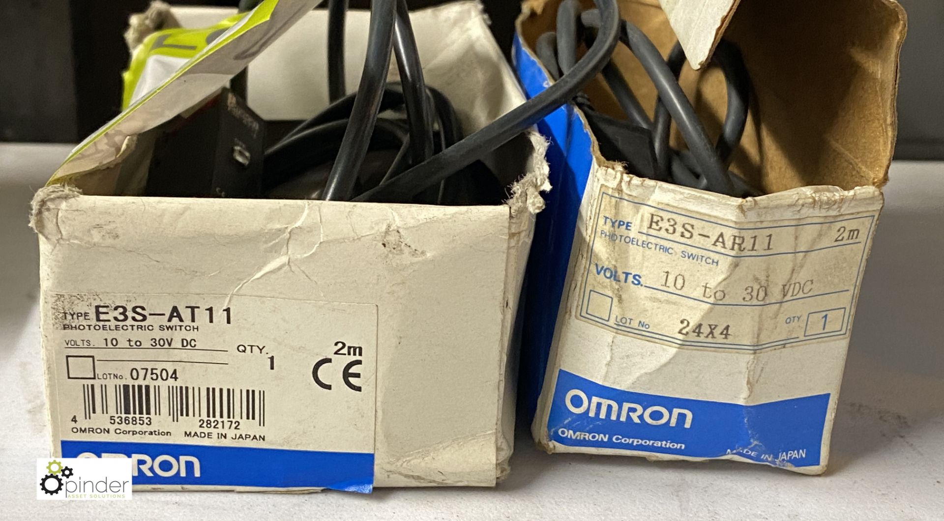 2 Omron Photoelectric Switch - Image 2 of 2