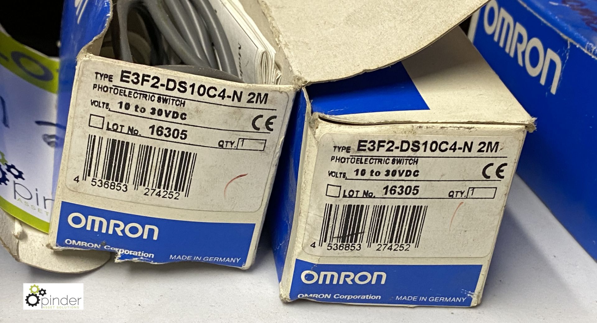 3 Omron Photoelectric Switches - Image 2 of 3