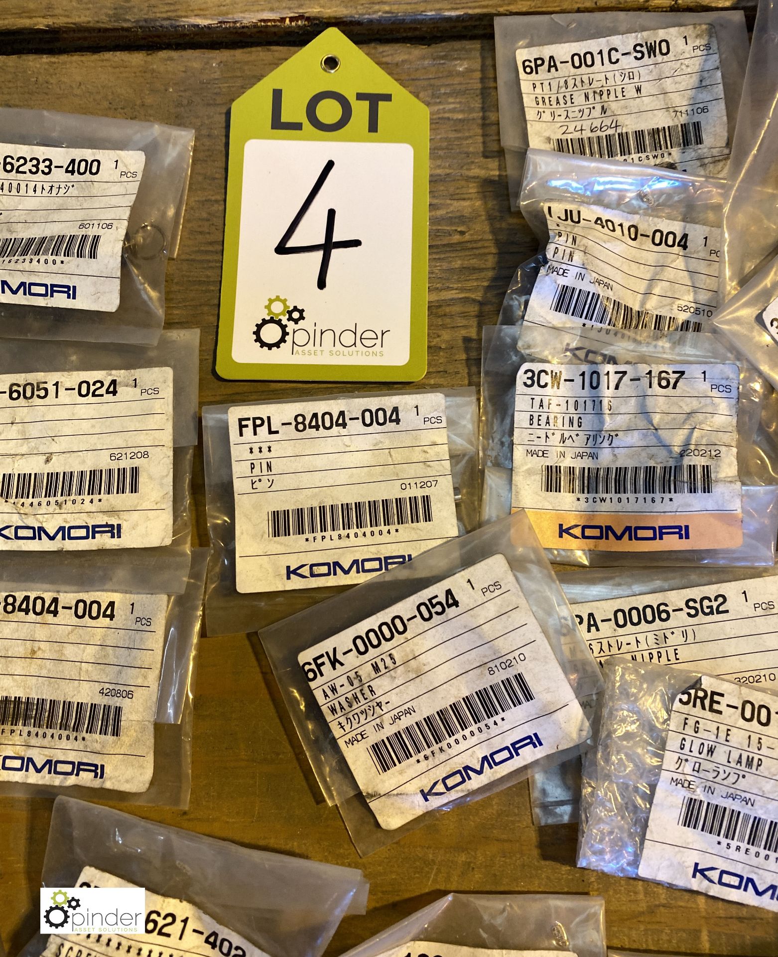 Large quantity of unused Komori spare parts inc. valves, bolts, wheels, springs, nipples, - Image 26 of 26