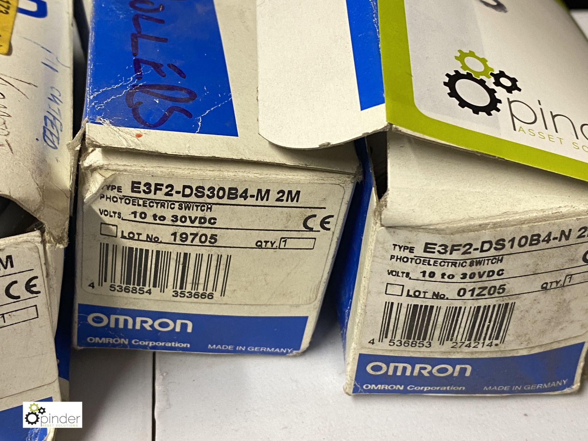 4 Omron Photoelectric Switches - Image 3 of 3