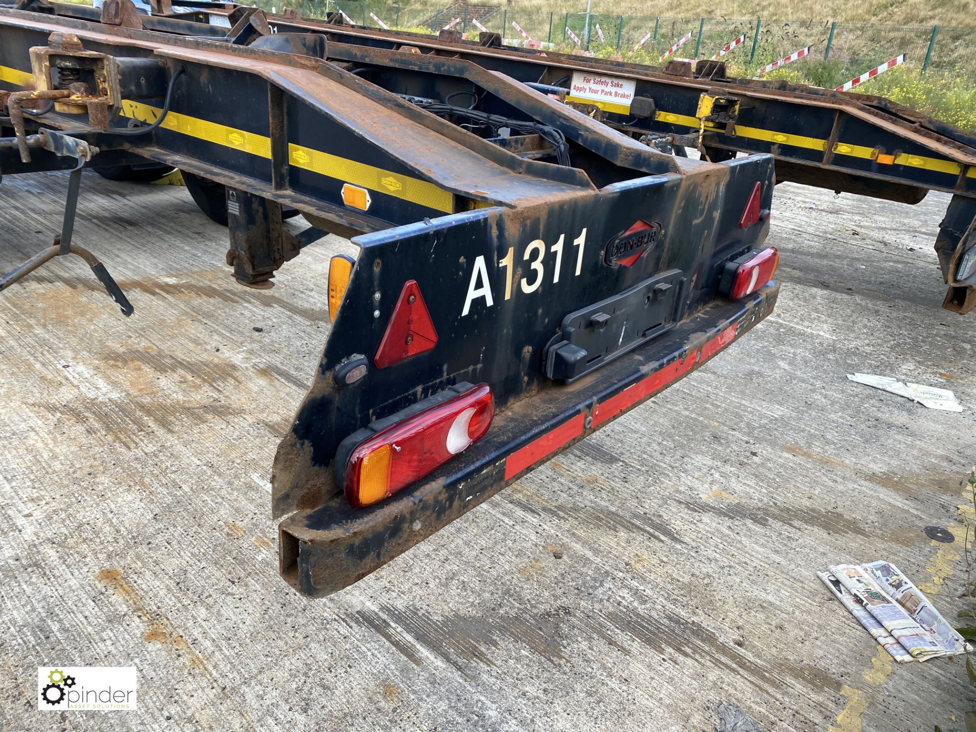 Don-Bur DC18CK twin axle draw bar Demount Trailer, year 2012, 18tonne GVW, registration C333931, - Image 5 of 10