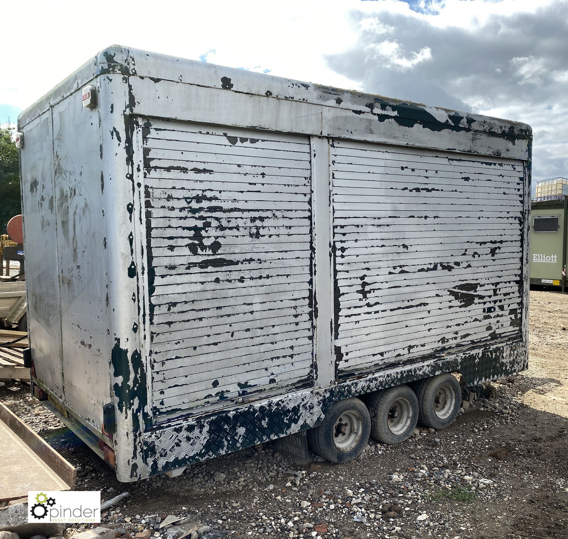 Graham Edwards Trailers triple axle Box Trailer, with 4 shutter doors, 3900mm x 1940mm, gross weight - Image 2 of 8