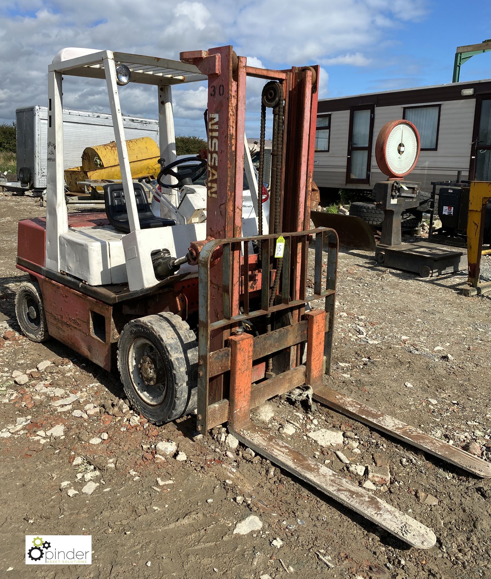 Nissan diesel Forklift Truck, duplex mast, solid tyres, approx 2000kg capacity - Image 2 of 10