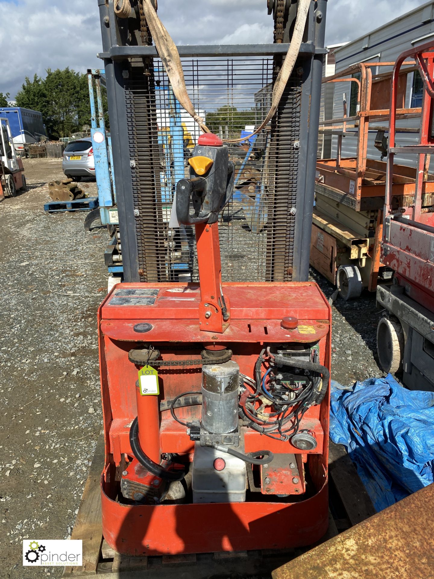 Nexen NPT 018 pedestrian electric Lift Truck, 1155kg at 600mm, with Chloride Classic Plus charger - Image 3 of 8