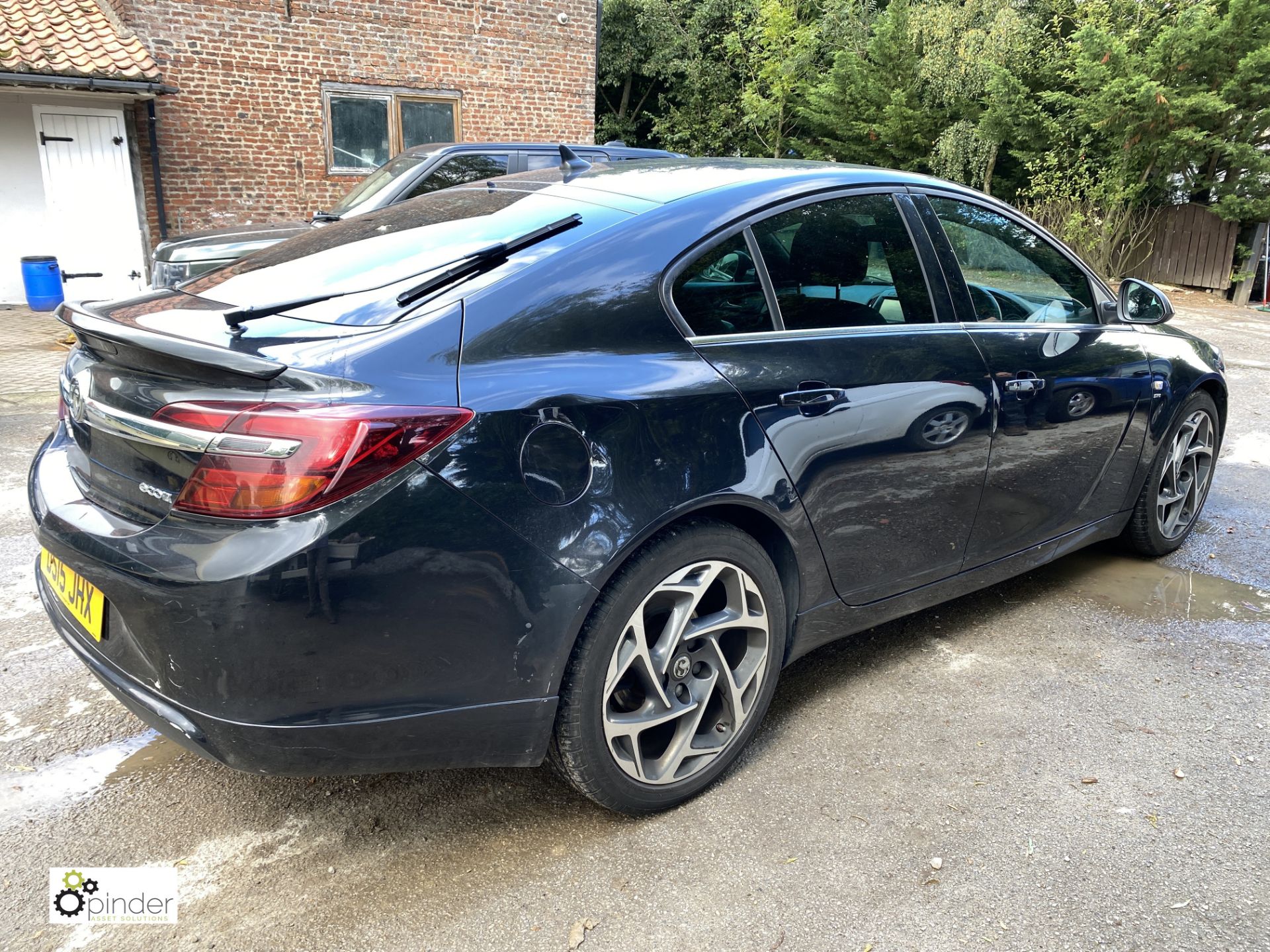 Vauxhall Insignia SRI Nav VX CDTi Eco SS 5-door Hatchback, registration DS15 JHX, date of - Image 4 of 13