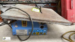 Bench top Tile Cutter, 240volts