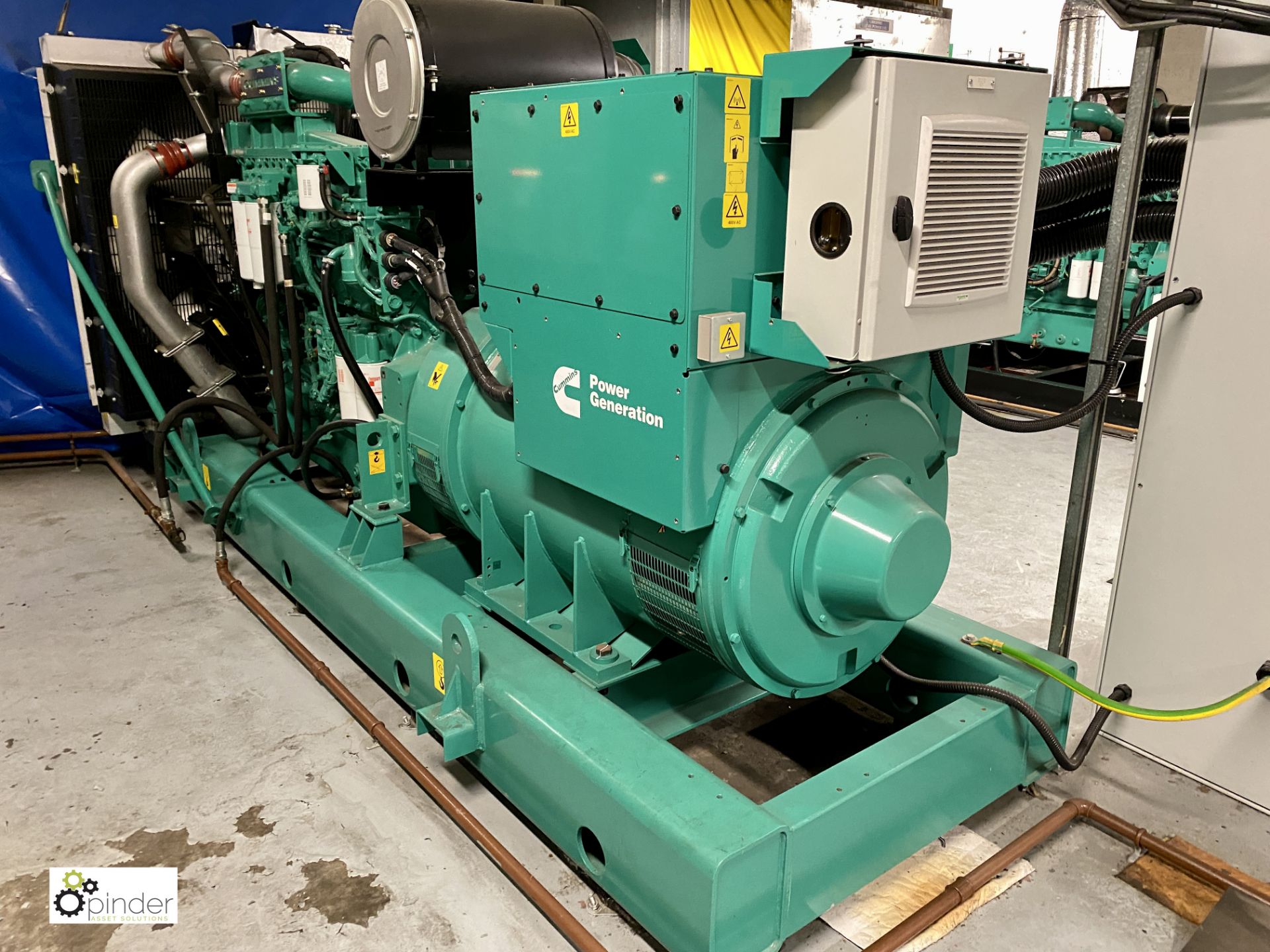 Cummins C900D5 Generator, base rating 910kva, 728kw, 50 hertz, hours run 119, serial number