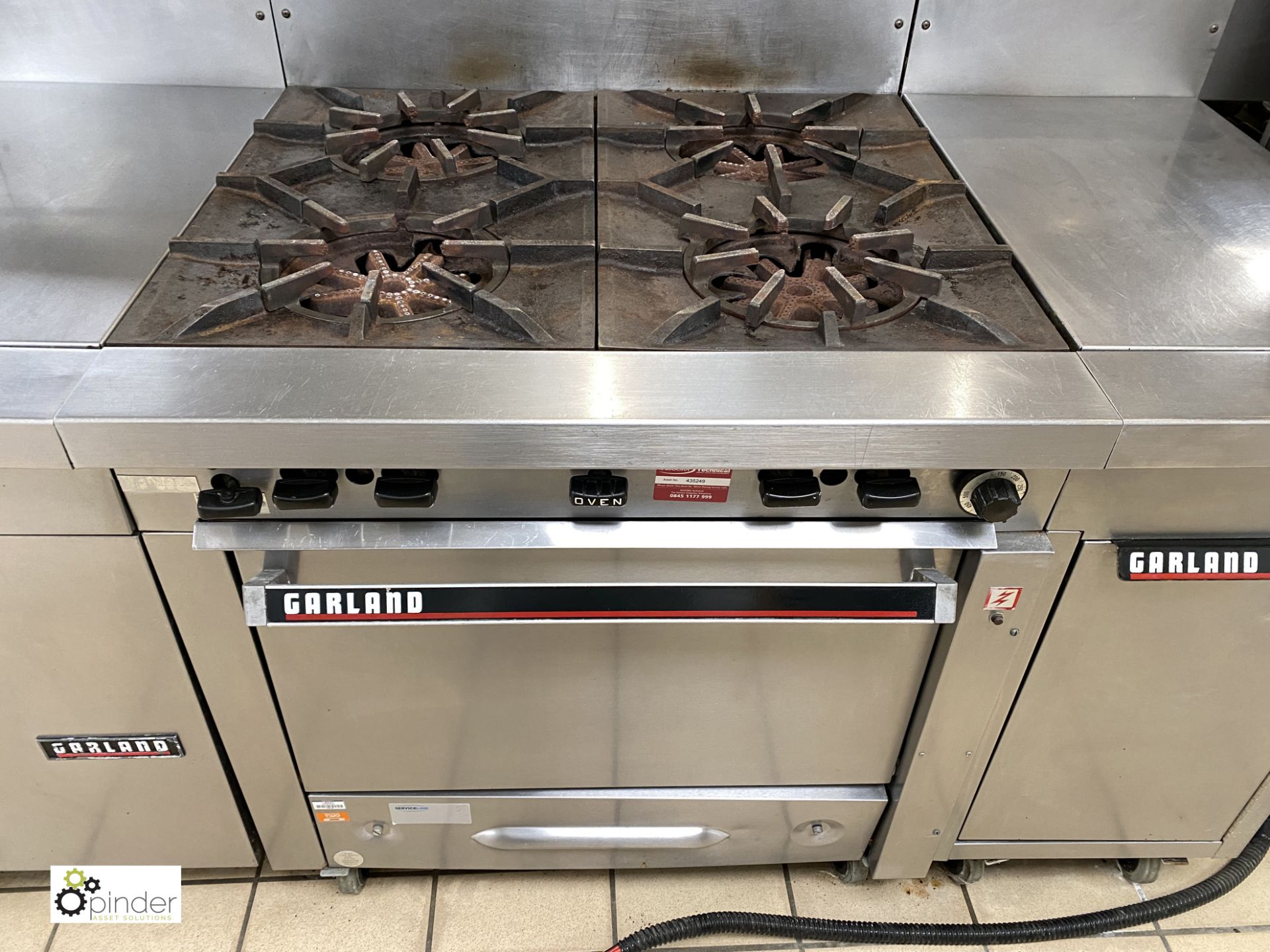 Garland gas fired stainless steel Cooking Range comprising Garland contact bullseye top oven, - Image 5 of 6