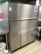 Winterhalter GS660 stainless steel commercial multi tray Dishwasher, 1390mm wide x 850mm deep x