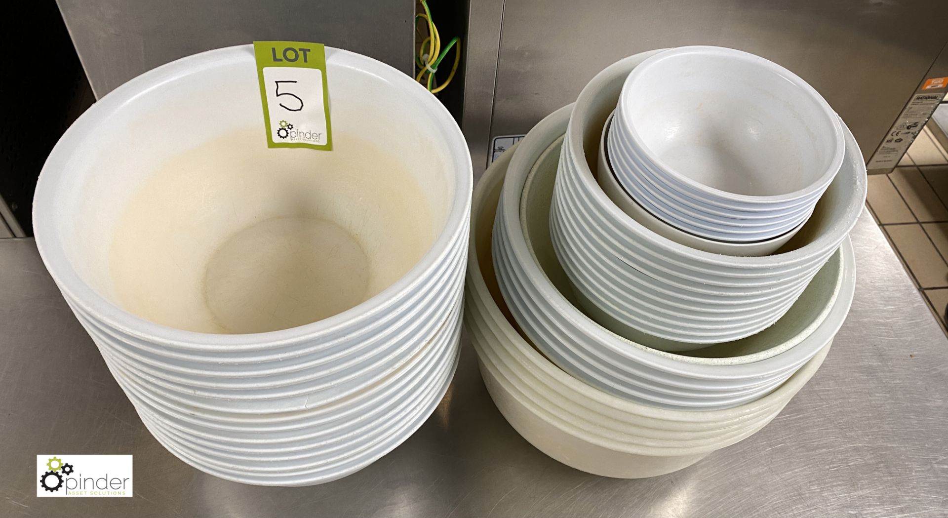 Quantity plastic Mixing Bowls - Image 2 of 2