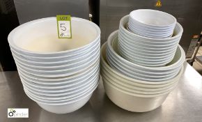 Quantity plastic Mixing Bowls