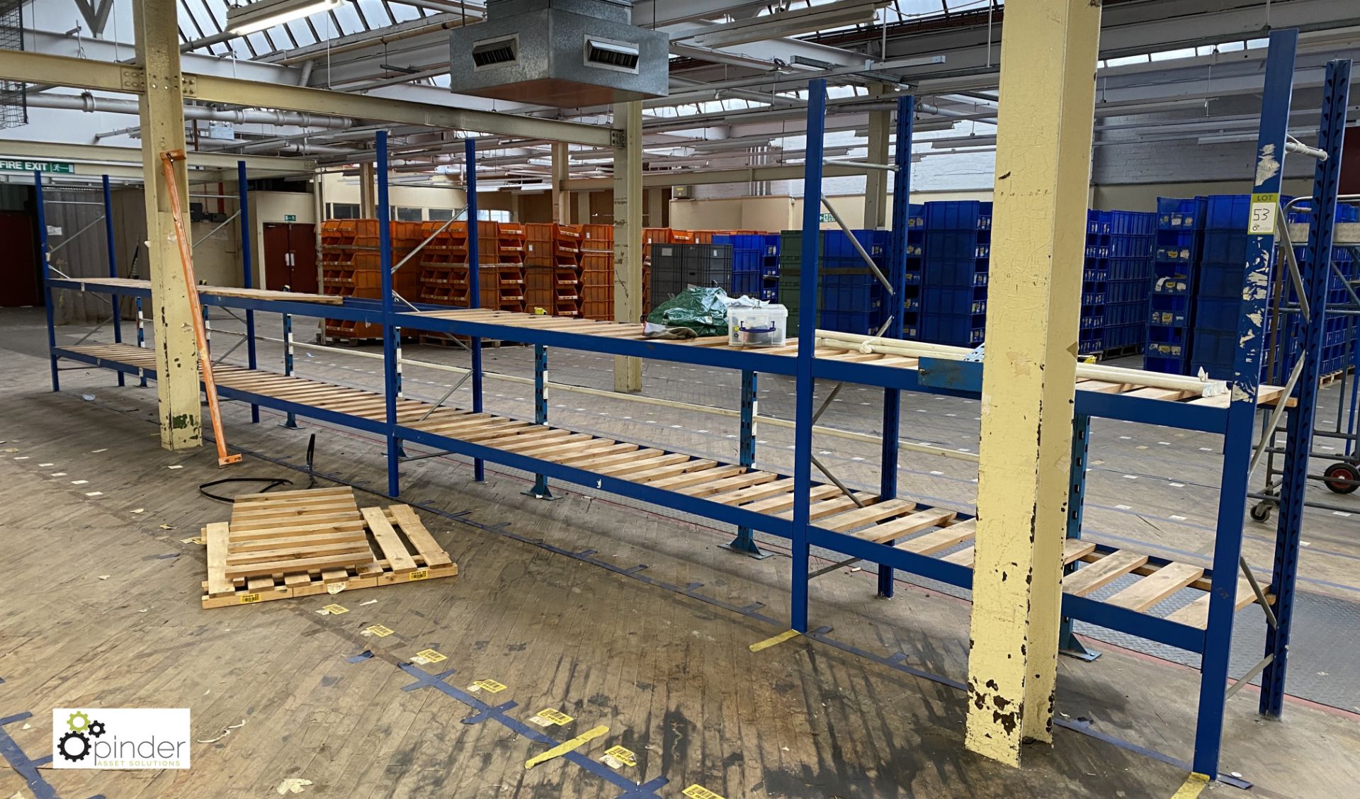 4 bays boltless Racking comprising 5 uprights 2100mm x 620mm wide, 12 beams 2940mm, 4 beams