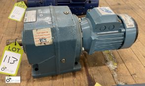 Fenner Series M Geared Motor 4.243:1, 32rpm, 0.55kw