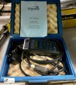 Digitron Uni Gas Compact Analyser, for combustion process, with case (located in Maintenance