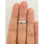 18k White Gold Solitaire Signet Style Unisex Ring VS Quality Centre Stone 0.21ct Colour E