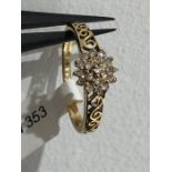 9k yellow gold Flower Reticulated ring with diamonds