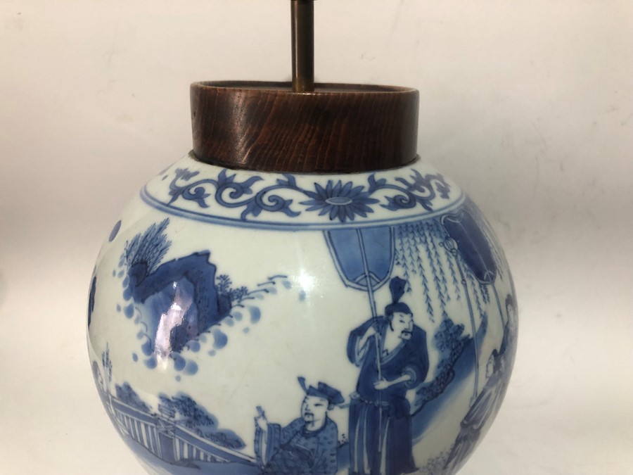 1630's Chinese Blue & White Vase Traditional Period - Image 7 of 13