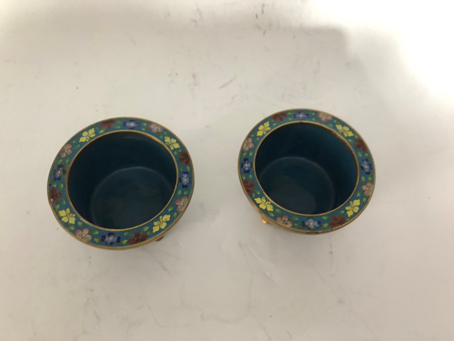 19th Century Pair Of Chinese Cloisonné Planters - Image 4 of 6