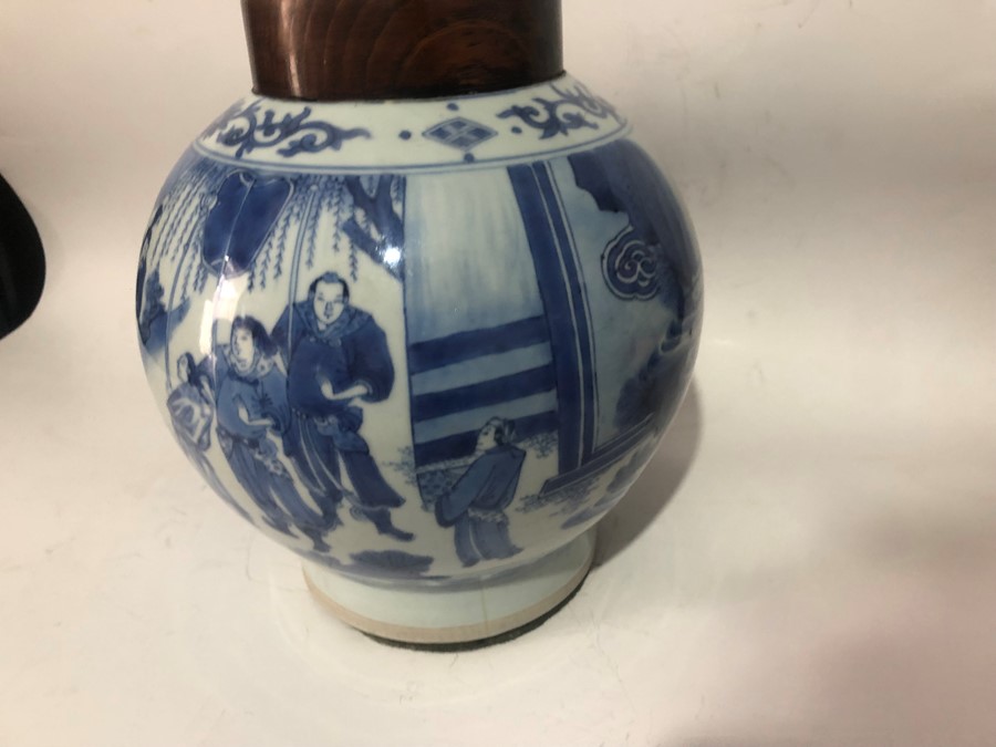 1630's Chinese Blue & White Vase Traditional Period - Image 9 of 13