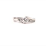 18K White Gold Diamond Ring