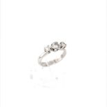 18K White Gold Diamond 3 Stone Trilogy Ring