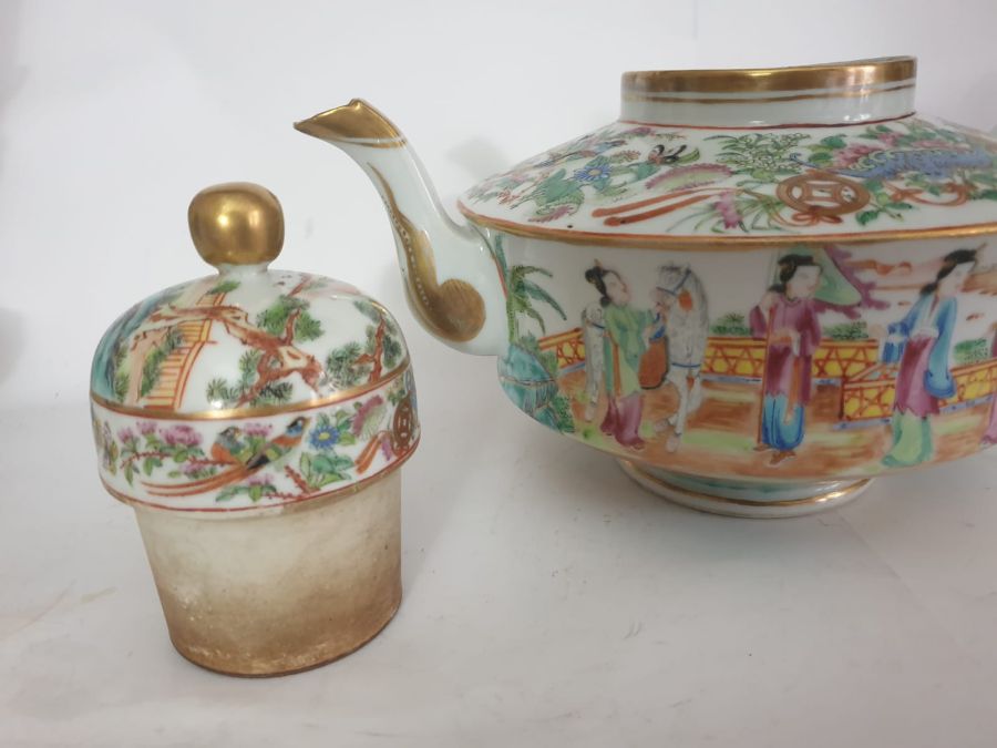 19th Century Chinese Famille Rose Teapot - Image 12 of 14