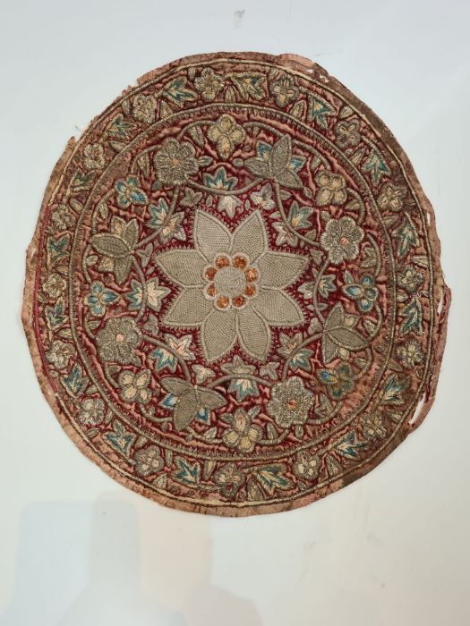 Small Islamic Round Textile