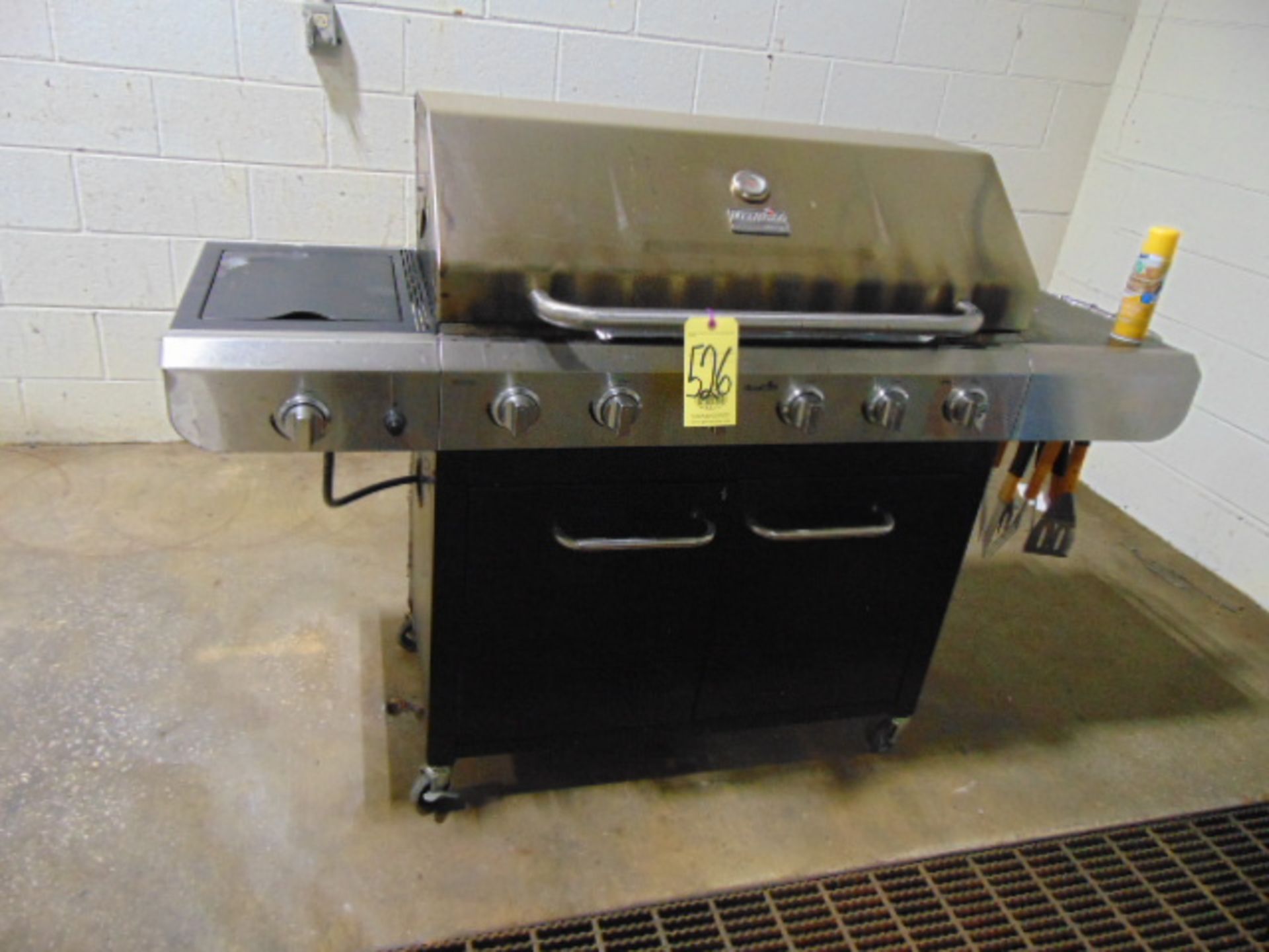 BARBEQUE GRILL, propane, charbroil (Located at: 401 Stephen Taylor Blvd. McAlester, OK 74501)