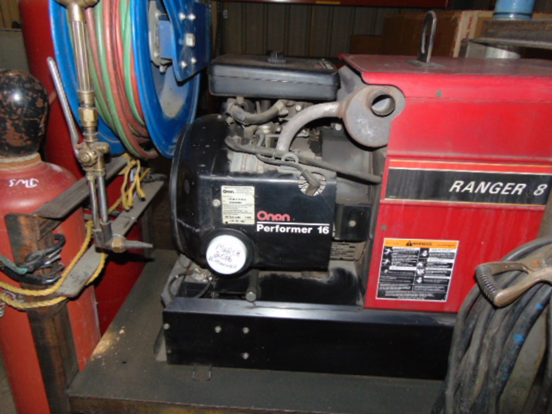 PORTABLE WELDING POWER SOURCE/GENERATOR, LINCOLN MDL. RANGER 8LPG, 200 amps AC & 180 amps DC output, - Image 4 of 6