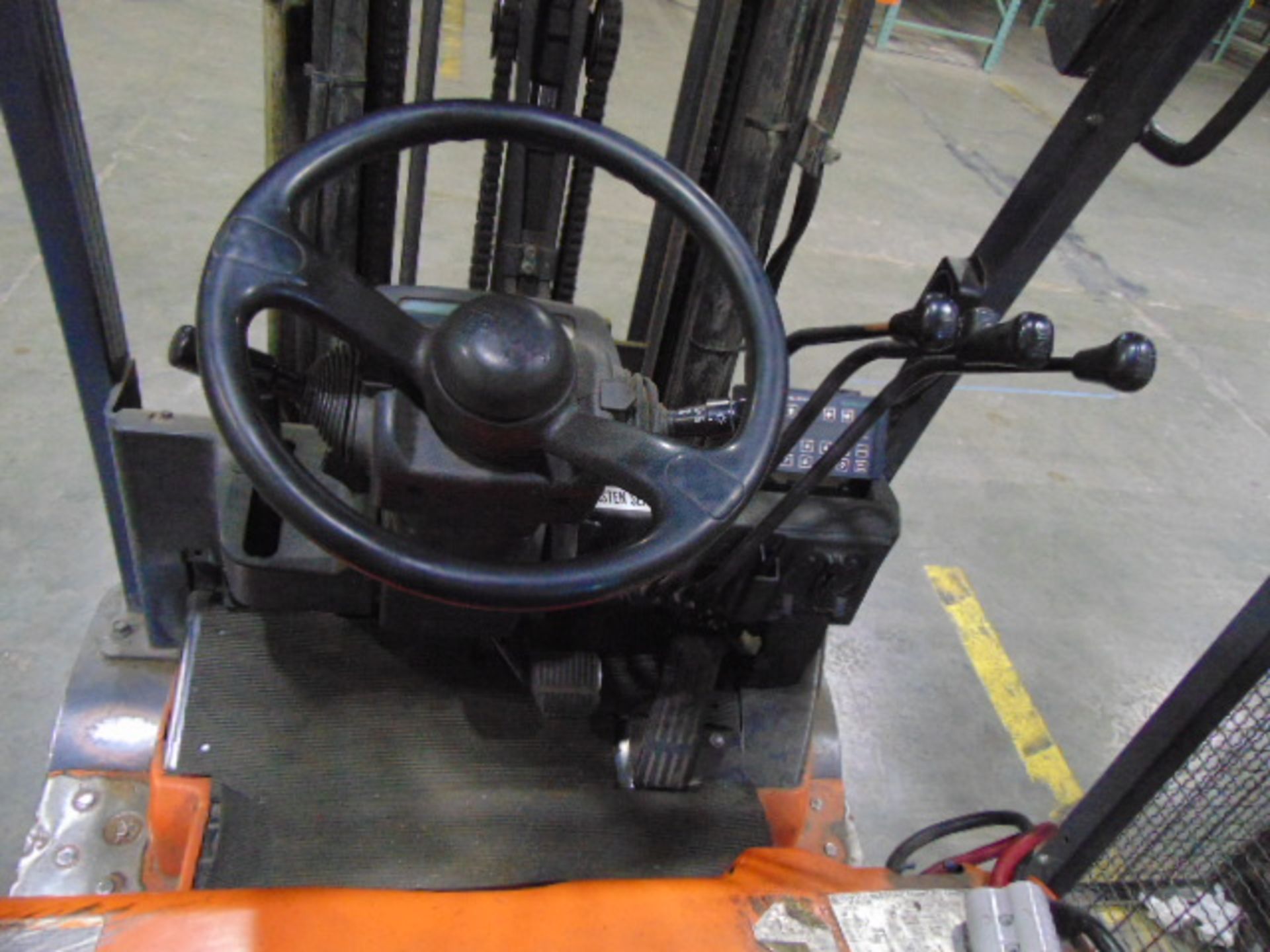 ELECTRIC FORKLIFT, TOYOTA 4,000 LB. BASE CAP. MDL. 7FBEU20, 3,450 lb. cap. @ 24” load center, 189” - Image 5 of 9