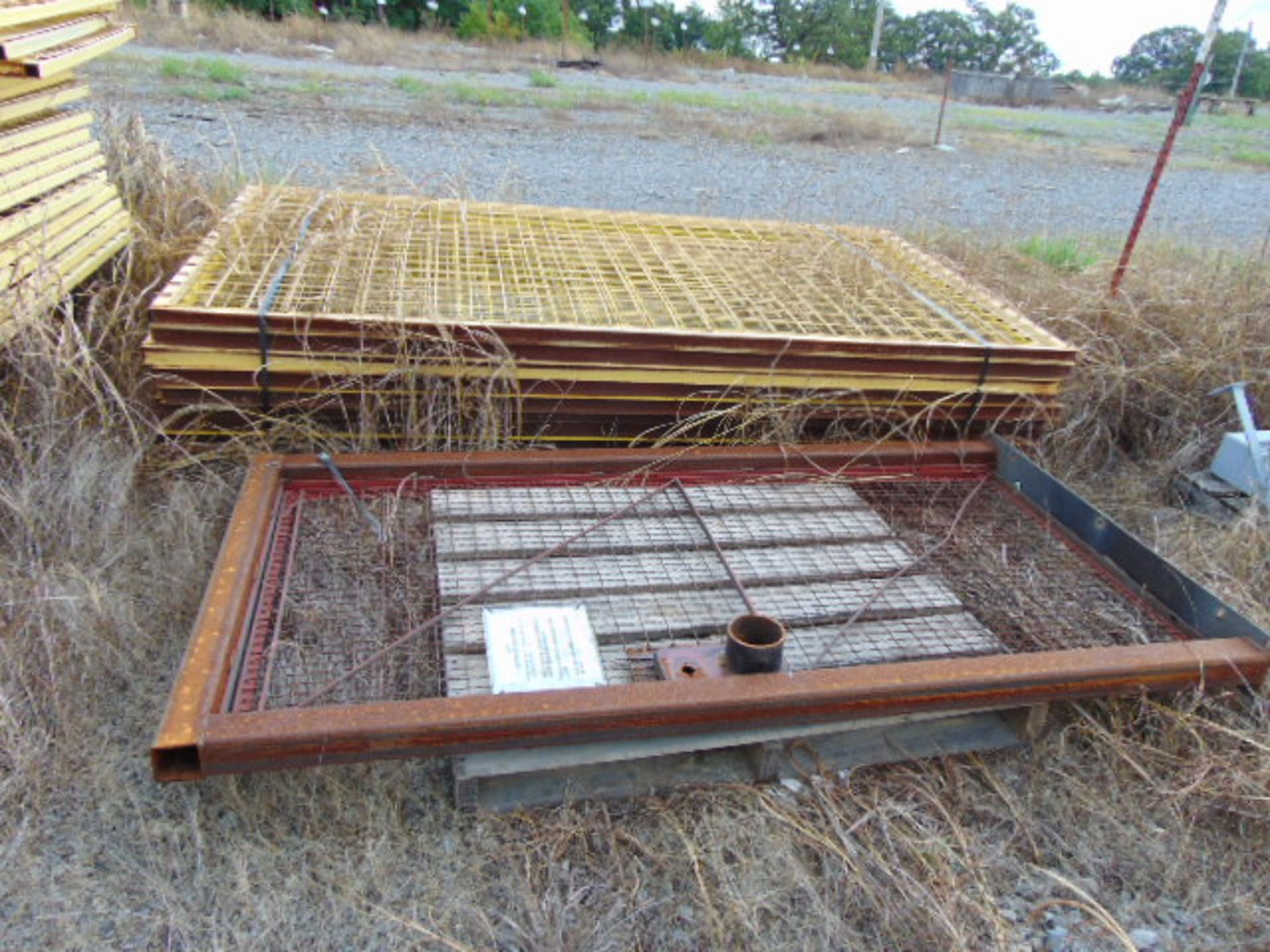 LOT OF STEEL CRIBBING, assorted (in yard) - Image 2 of 3