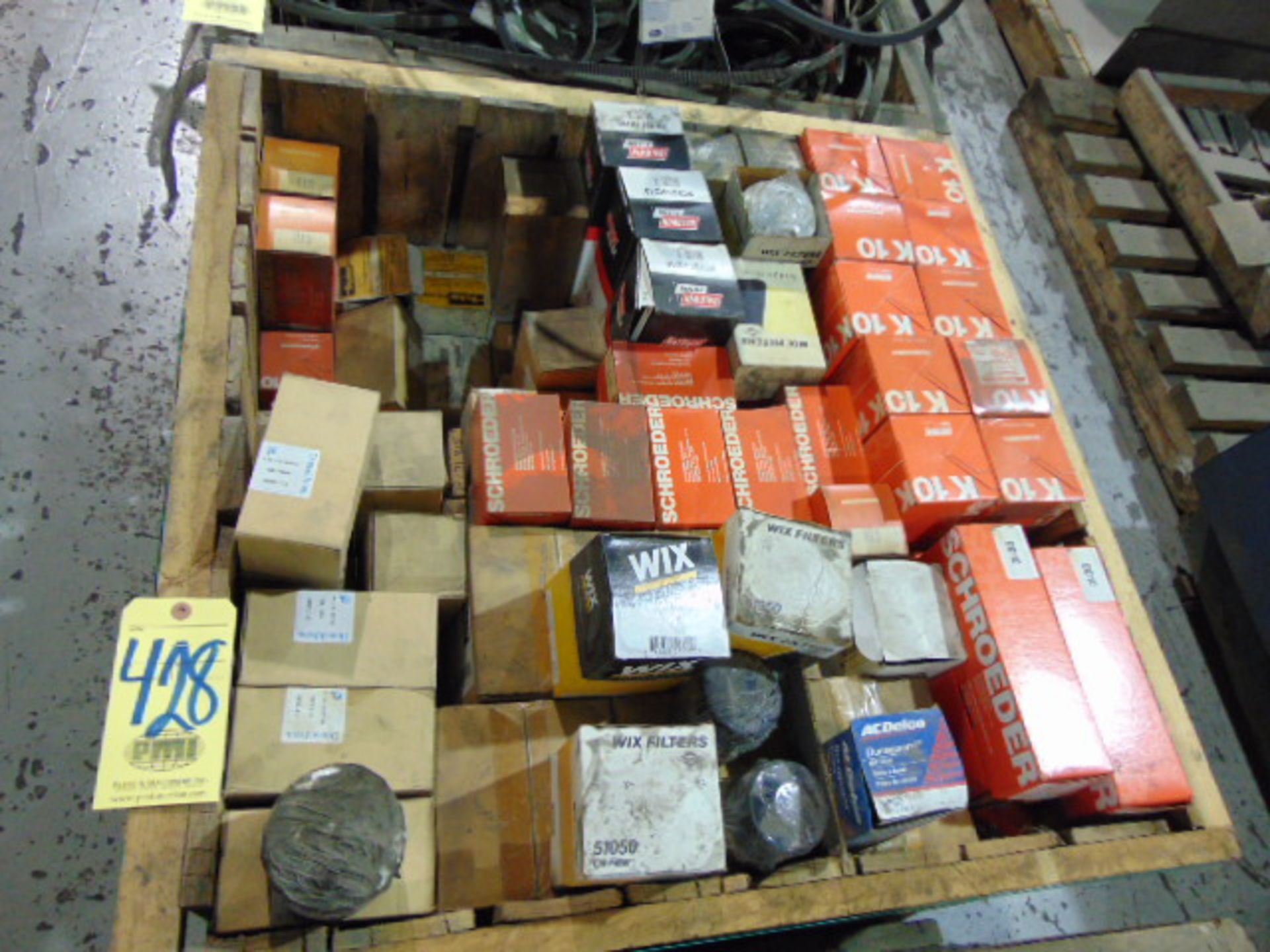 LOT CONSISTING OF: filters, V-belts & tarps, assorted (on five pallets) - Image 2 of 5