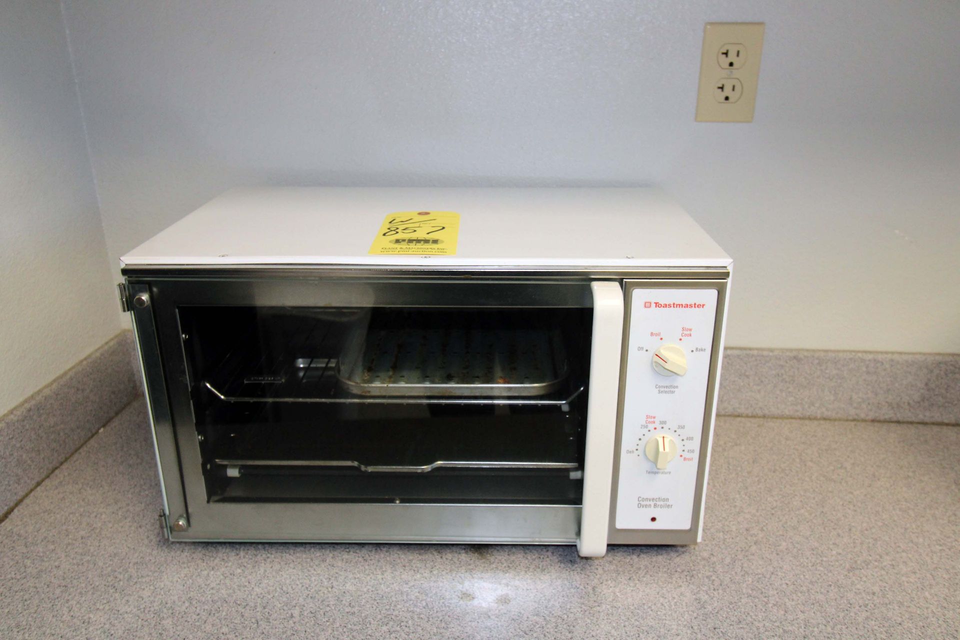 LOT CONSISTING OF: (2) MICROWAVES & (2) TOASTER OVENS - Image 3 of 4