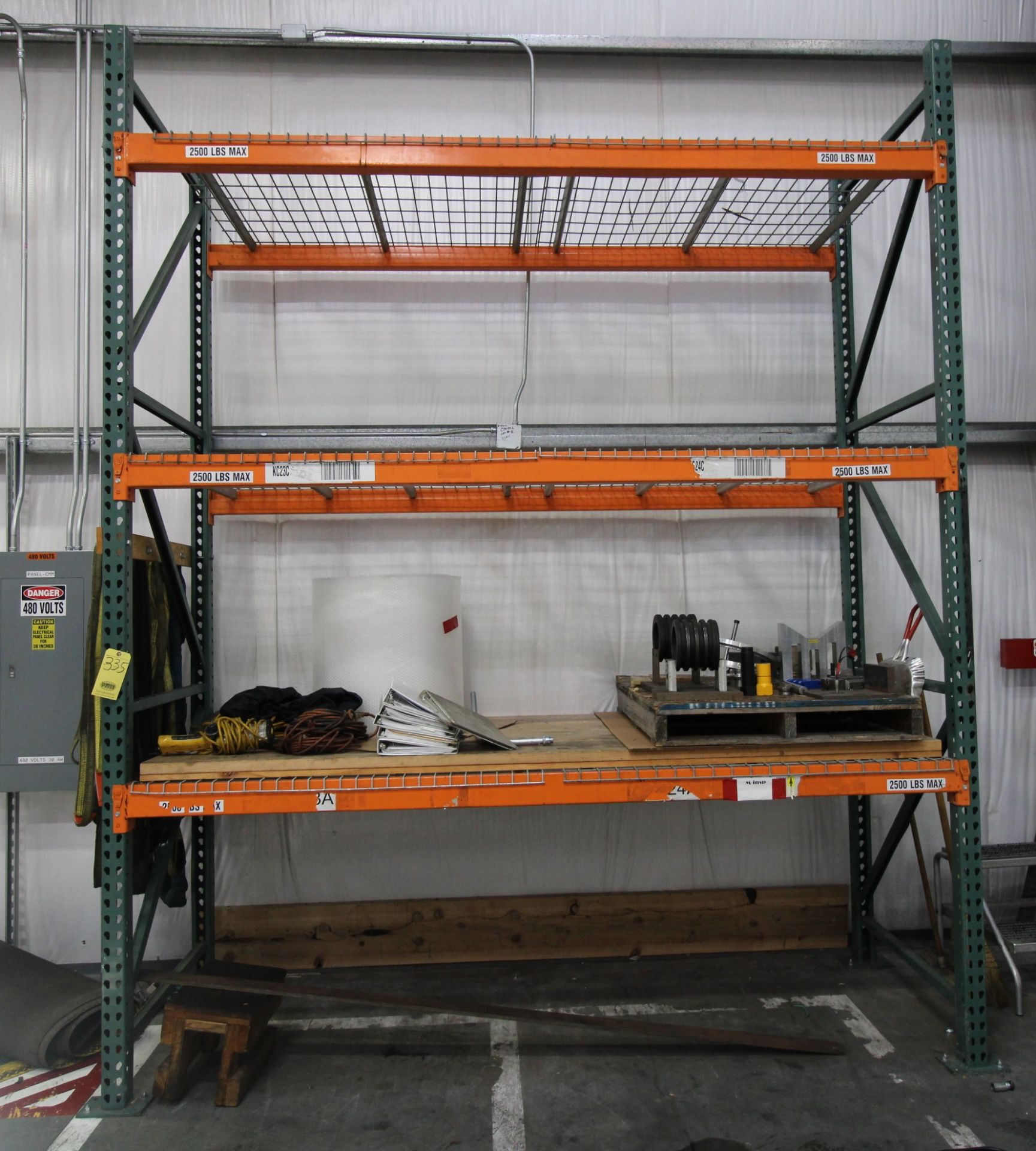 PALLET RACK SECTION, 42" x 108" x 131"