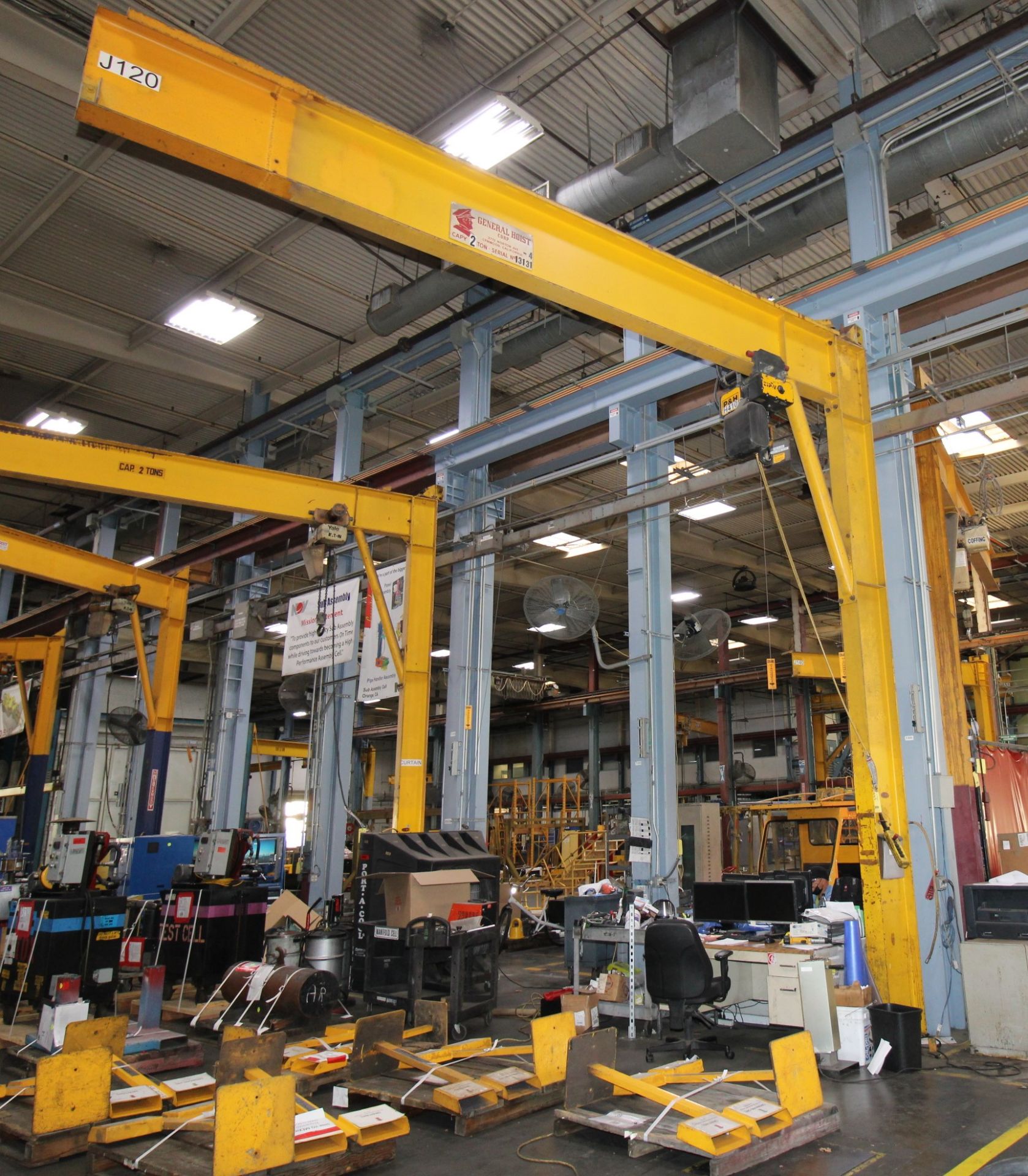 COLUMN/ FLOOR MOUNTED JIB CRANE, 2 T. X APPROX. 20' REACH, 16' ht. under hook, P&H 2 T. elec.