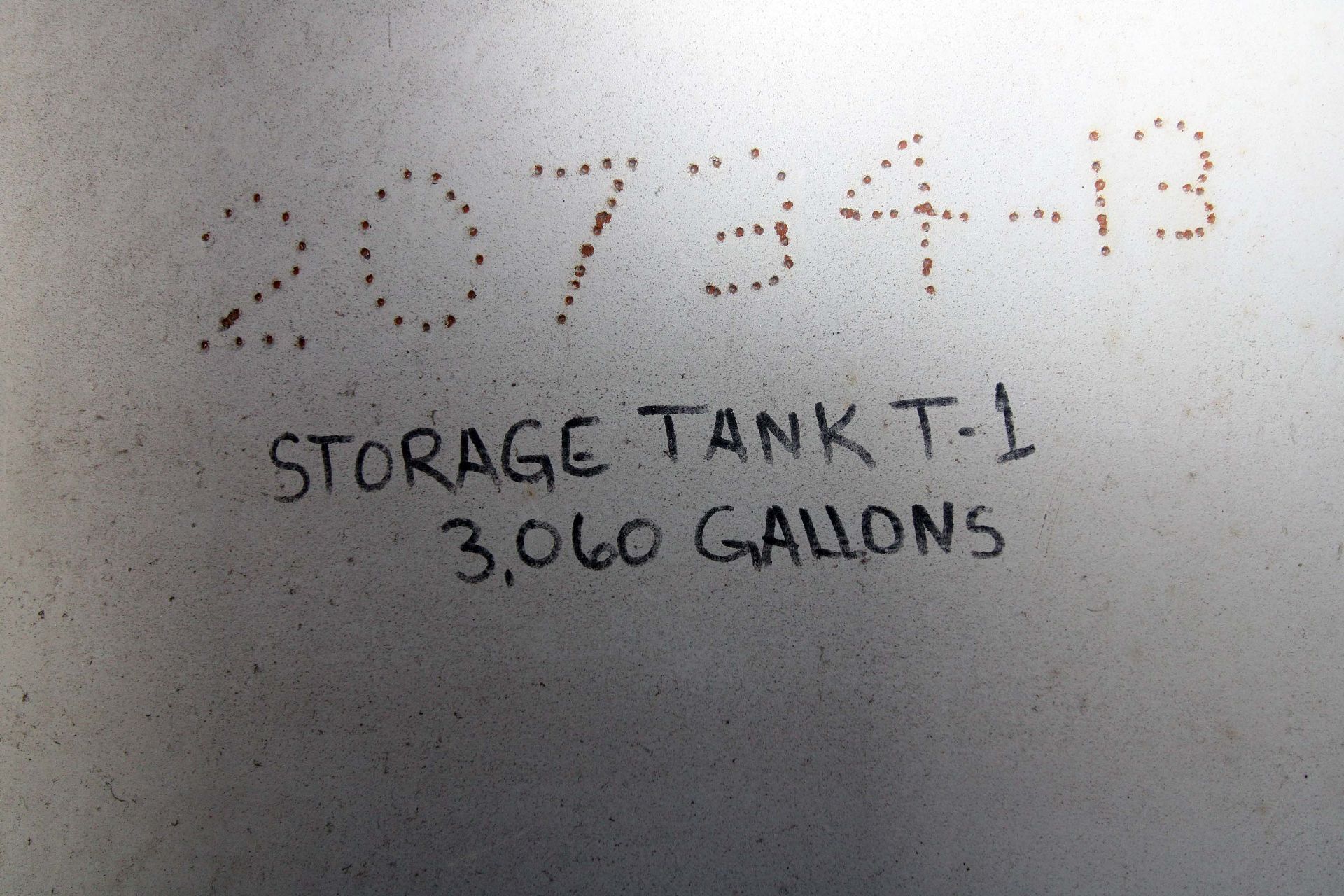 AIR RECEIVING TANK, new 2012, approx. 18'ht., 6' dia., 3060 gal. cap., - Image 3 of 3