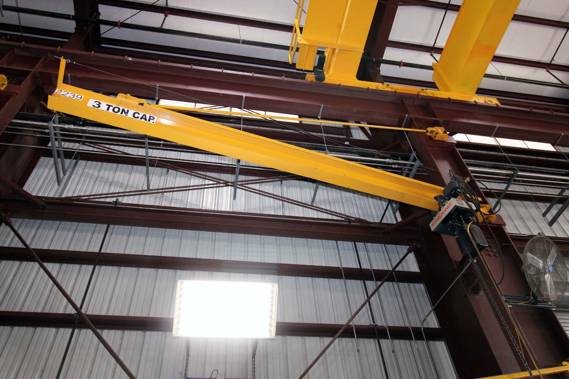 COLUMN MOUNTED JIB CRANE, 3 T. X APPROX. 20' REACH, 18' ht. under hook, Kone 3 T. elec. chain hoist,