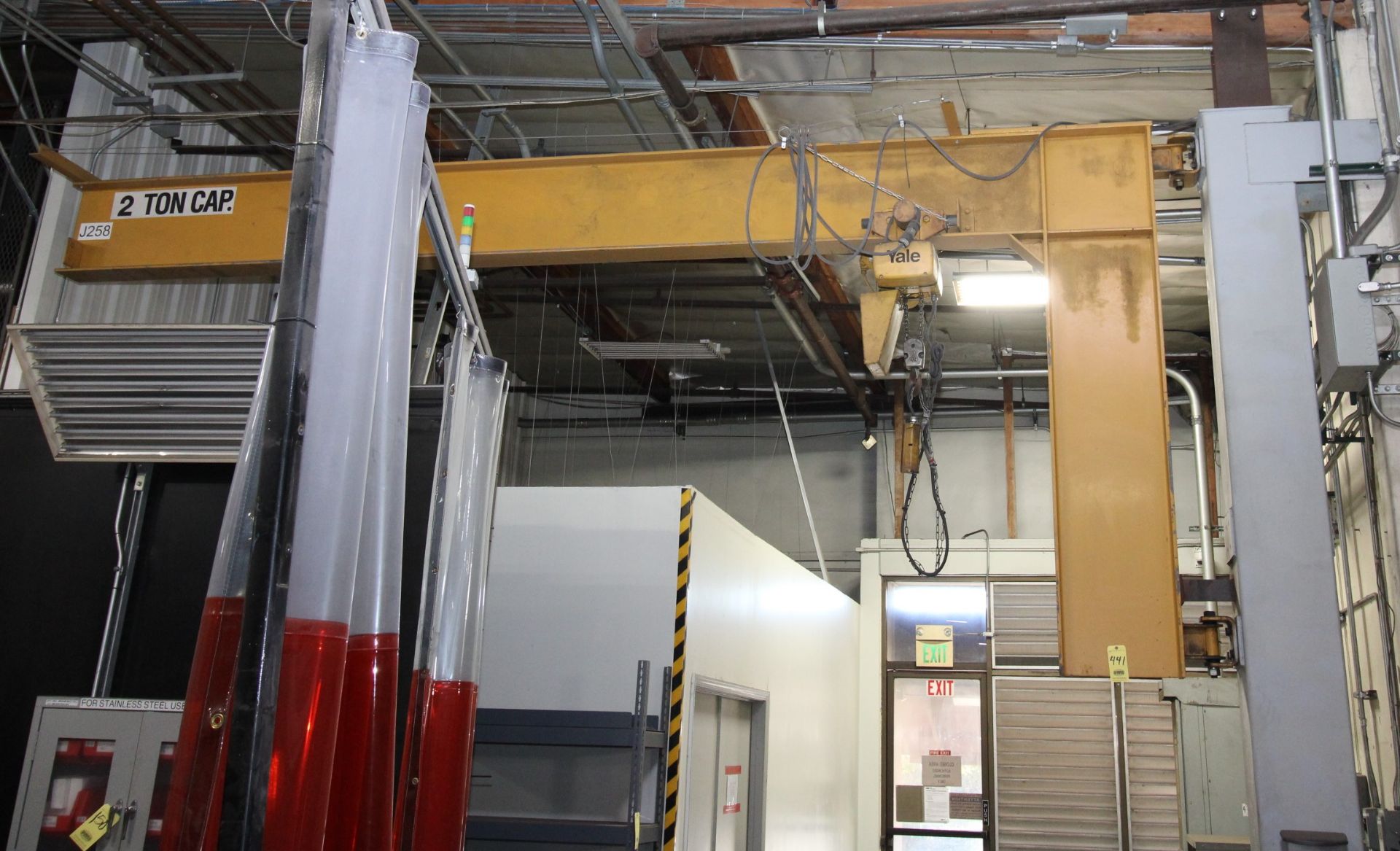 COLUMN MOUNTED JIB CRANE, 2 T. X APPROX. 18' REACH, 14' ht. under hook, Yale 2 T. elec. chain hoist,