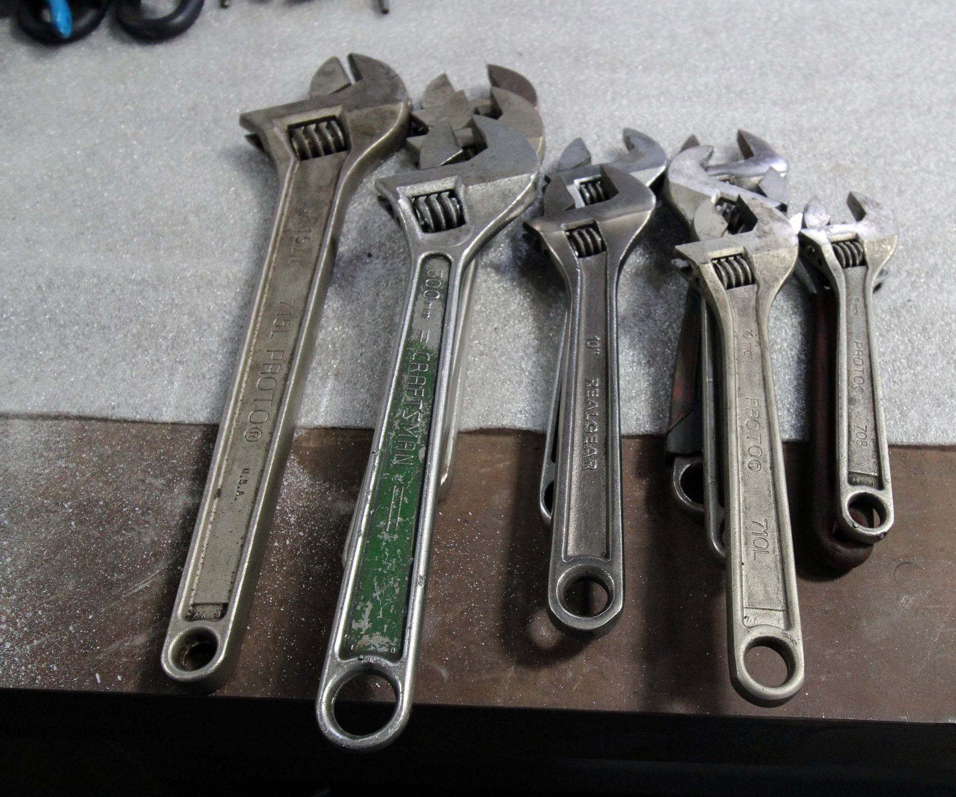 LOT OF CRESCENT WRENCHES (APPROX. 11), adjustable