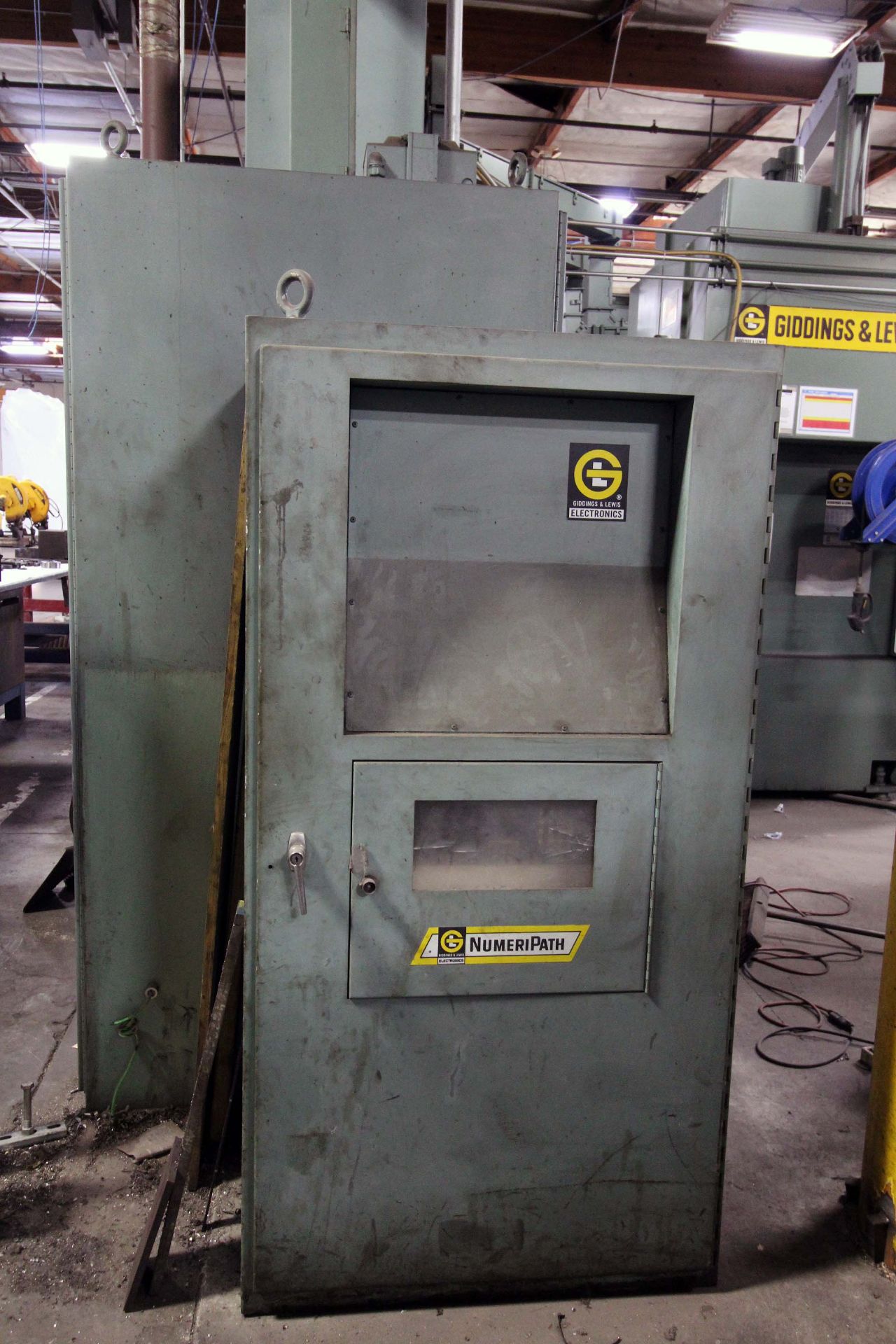 CNC HORIZONTAL BORING MILL, GIDDINGS & LEWIS 6”, Giddings & Lewis 800 CNC control, 36” x 48” - Image 4 of 9